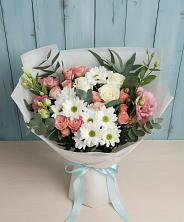Букет цветов из:  Розы, Лизиантусы и Хризантемы в Черепеть