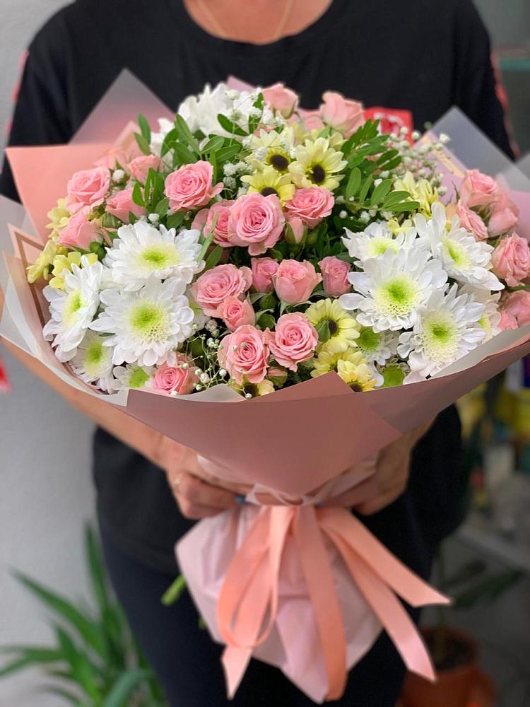 Букет цветов из: Розы и Хризантемы в Черепеть