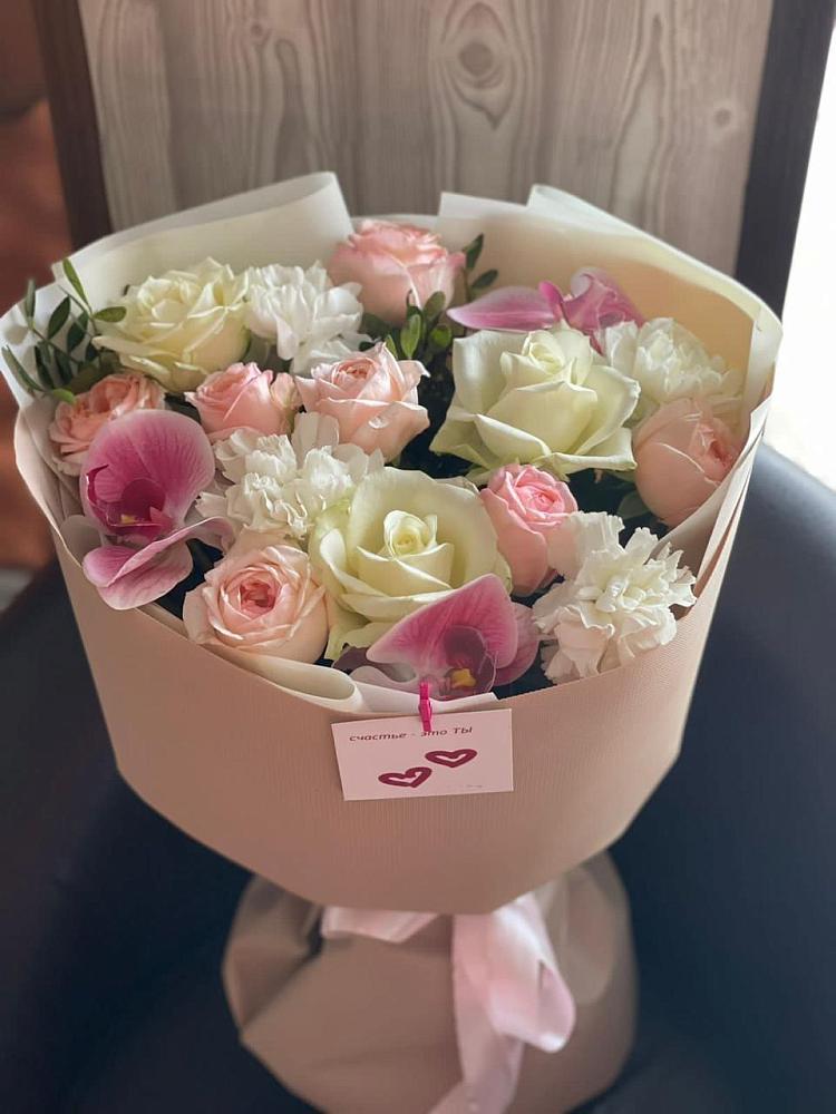 Букет цветов из: Орхидеи, Розы и Гвоздики в Черепеть