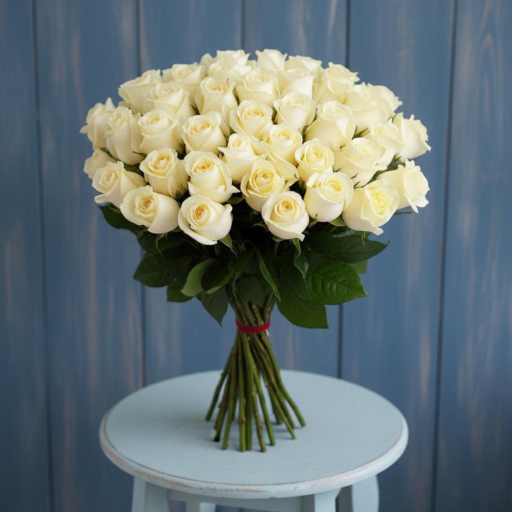 Букет 51 Белая роза Эдлесс Лав в Черепеть