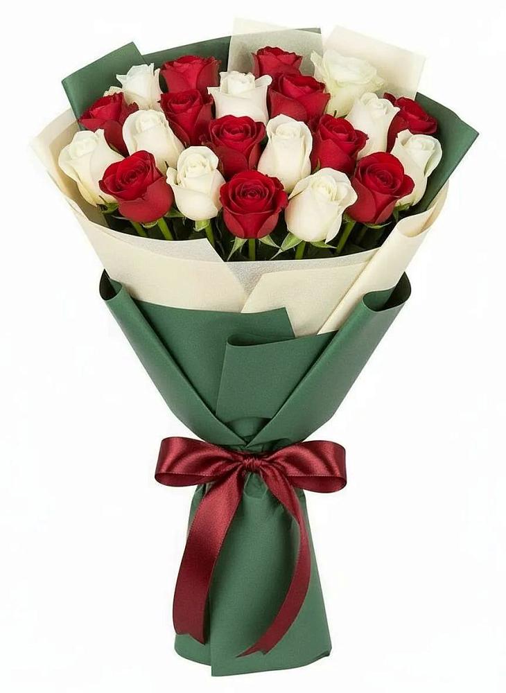Букет Микс из красных и белых роз в Черепеть