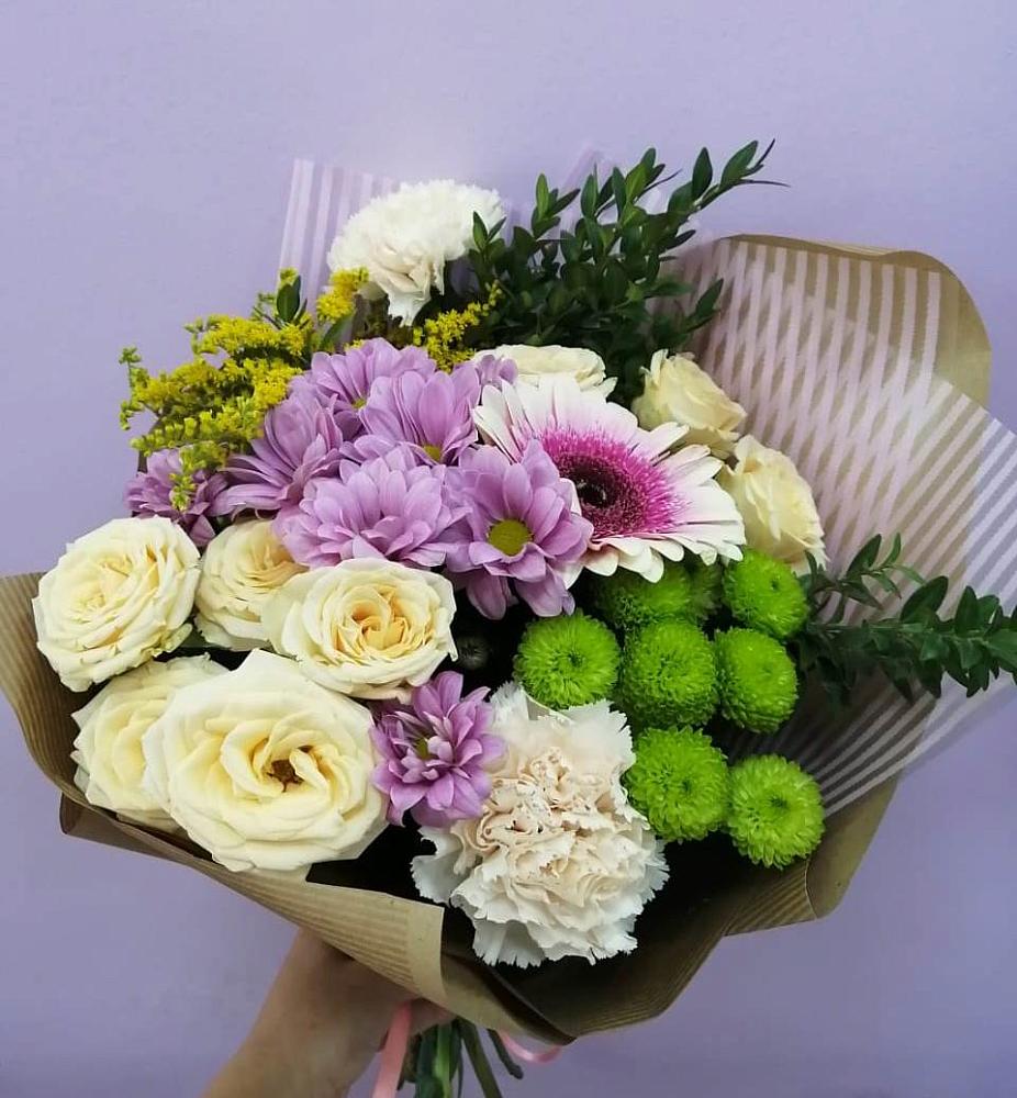 Букет цветов из: Хризантемы, Розы, Гвоздики и Герберы в Черепеть