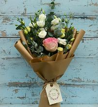 Букет цветов из:  Розы и Лизиантусы в Черепеть